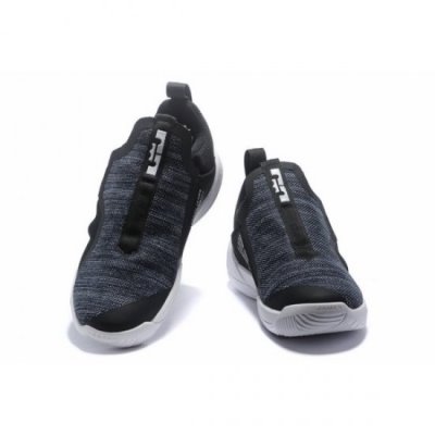 Nike Erkek Lebron Ambassador 11 Siyah Basketbol Ayakkabısı Türkiye - 5EKH4684